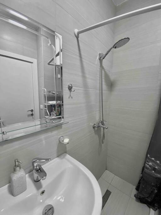 2+1 Apartment - Tirana City Center Eksteriør bilde
